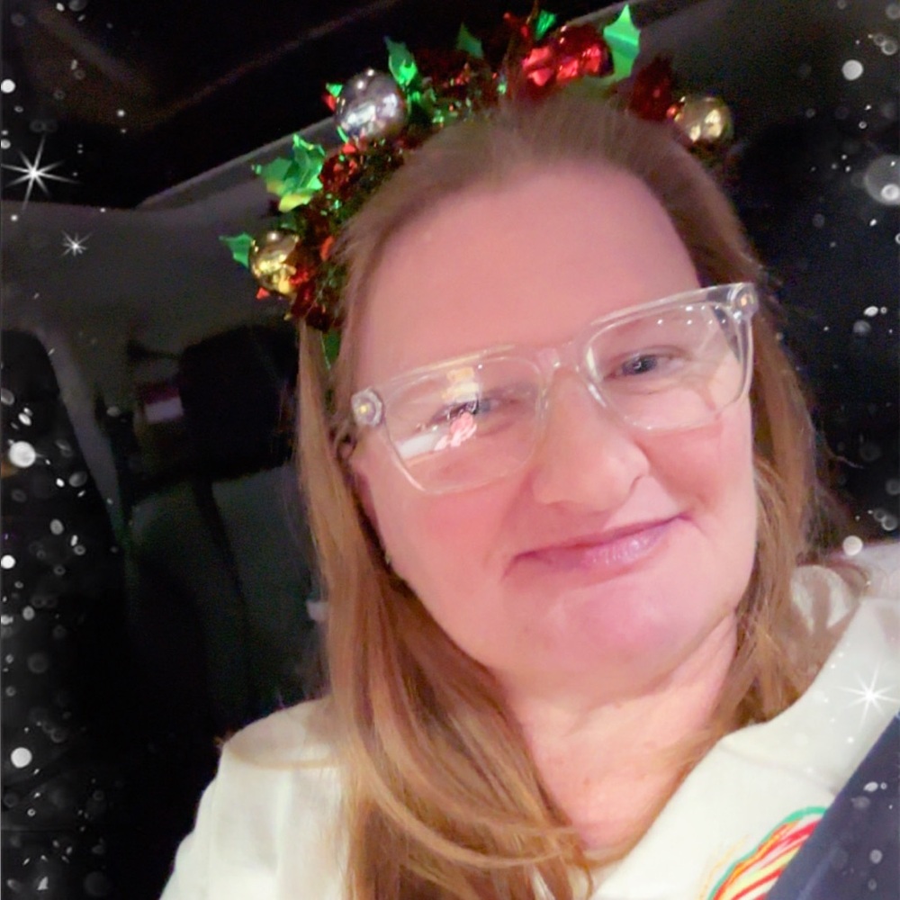 Meet your Posher, Posh